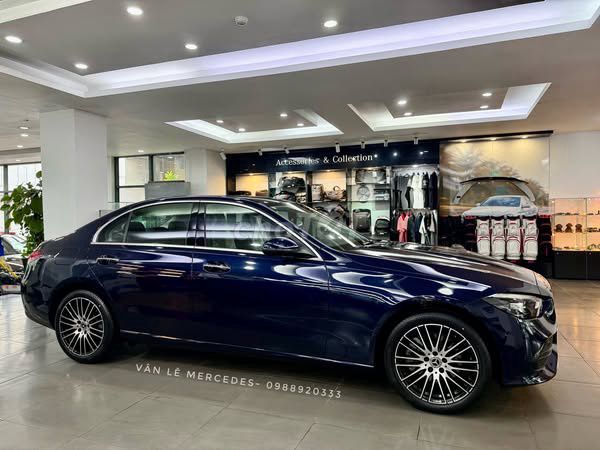 Mercedes Benz C class C200 Avantgarde Plus - 2025. Mua bán Ô tô tại Quận Ba Đình Hà Nội được đăng bởi Tuyết Nhung Mercedes hình 2