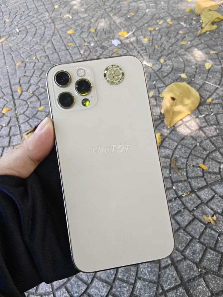 Apple iPhone 12 Pro 128GB Vàng Đã sử dụng. Mua bán Điện thoại tại Quận Liên Chiểu Đà Nẵng được đăng bởi Công Lực hình 1