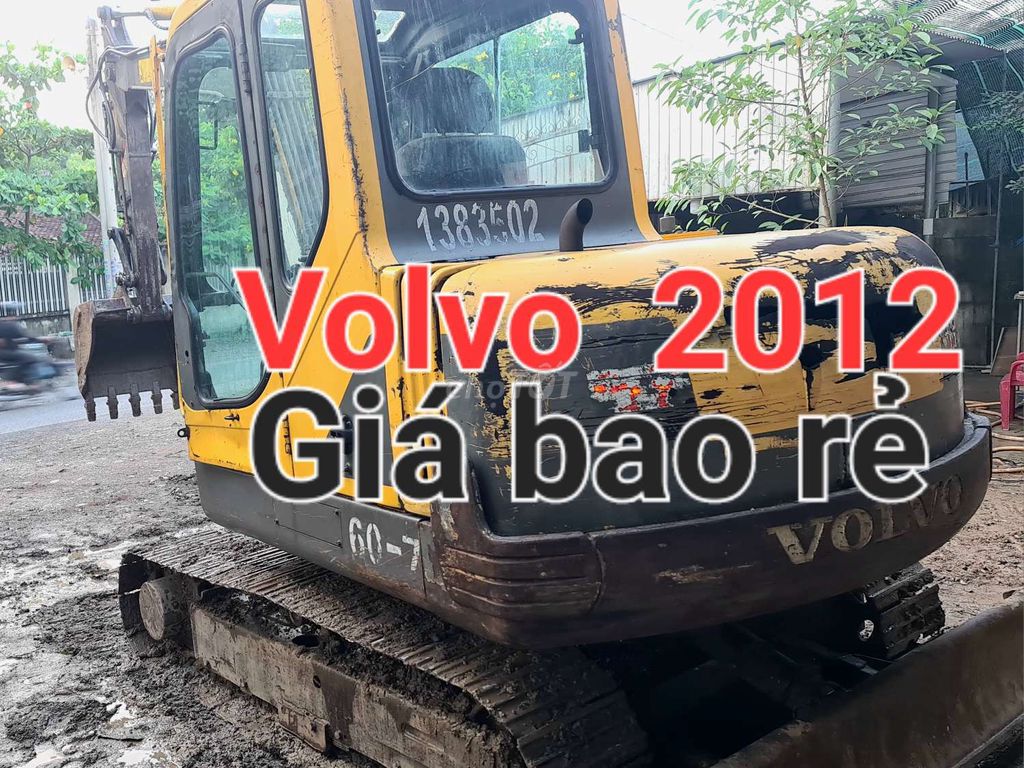 Xe cuốc Volvo 2012.chuẩn.đẹp.