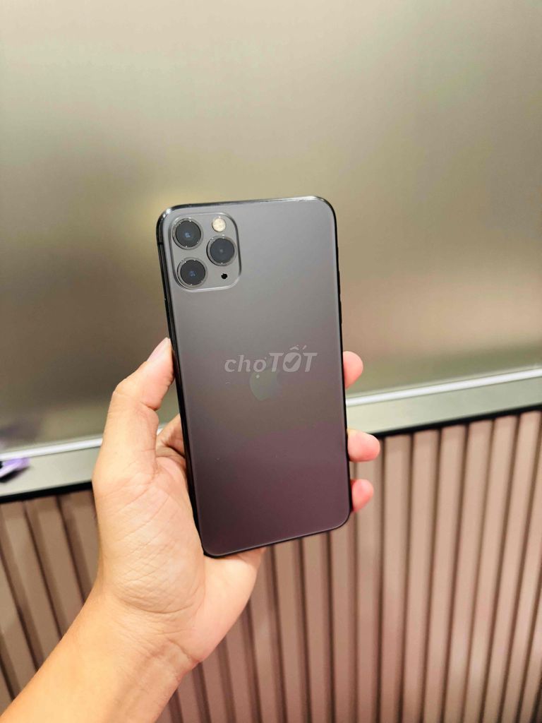 iPhone 11 Pro Max 64G Quốc Tế Full chức năng. Mua bán Điện thoại tại Quận Thanh Khê Đà Nẵng được đăng bởi Ri Phone hình 1