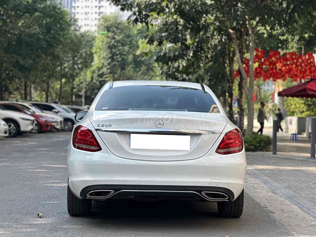 Mercedes-Benz C200 2016 Trắng 90000 km. Mua bán Ô tô tại Quận Cầu Giấy Hà Nội được đăng bởi Cao Quý hình 6