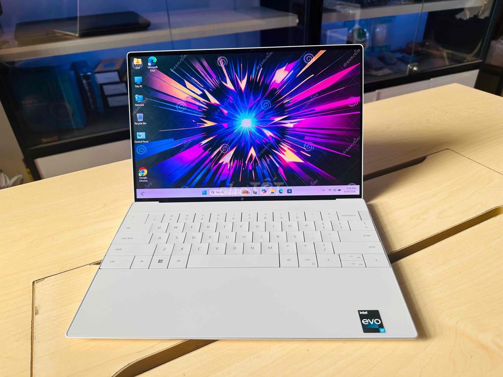 Dell XPS 13 Plus 9320 i7, màn Oled màu trắng. Mua bán Laptop tại Quận Thanh Xuân Hà Nội được đăng bởi Tuấn Minh hình 1