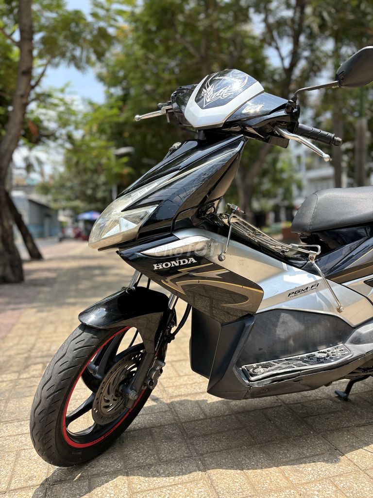 Honda Airblade Fi , màu đen bstp bảo hành