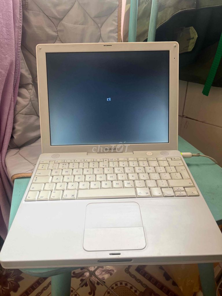 Apple iBook G4 Trắng Lỗi hệ điều hành. Mua bán Laptop tại Quận 5 Tp Hồ Chí Minh được đăng bởi Văn Truyền hình 1