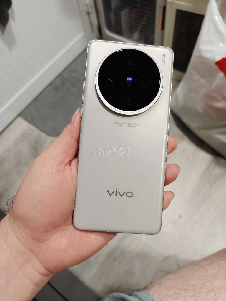 Vivo X100S(16/256)màu Titan có gl. Mua bán Điện thoại tại Quận 5 Tp Hồ Chí Minh được đăng bởi Strawberry Táo hình 1