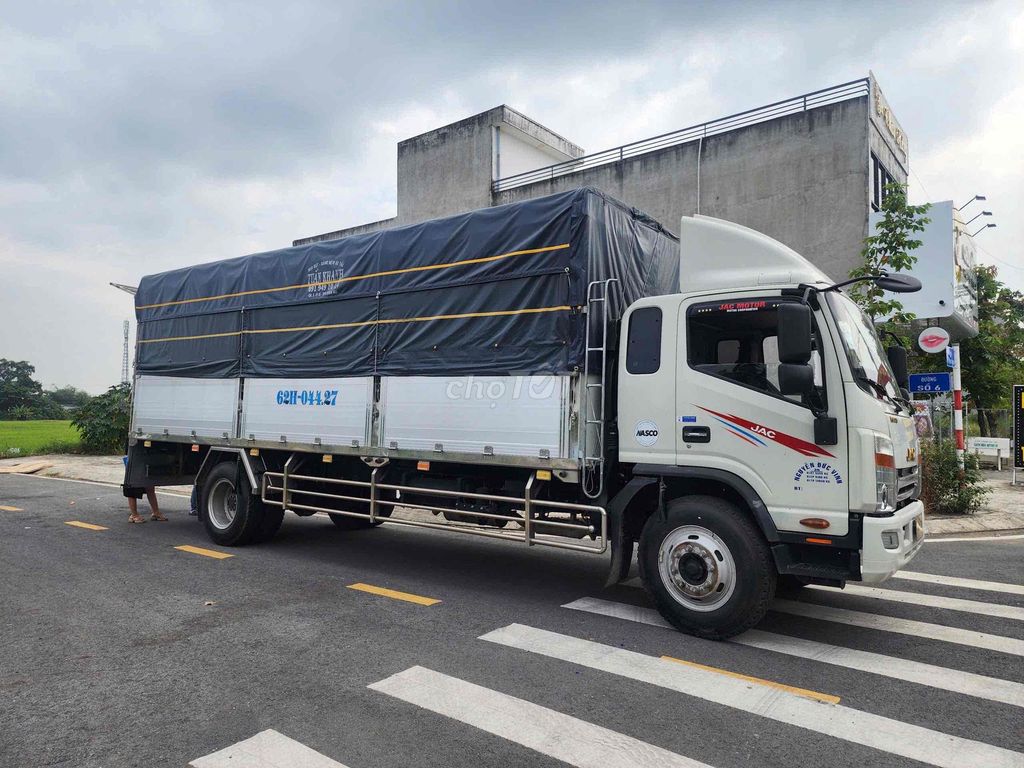 JAC N900s 9t1 Thùng Nhôm Lướt 5 vạn 2023 Đky2024. Mua bán Xe tải, xe ben tại Thành phố Thuận An Bình Dương được đăng bởi Phát Đạt hình 7