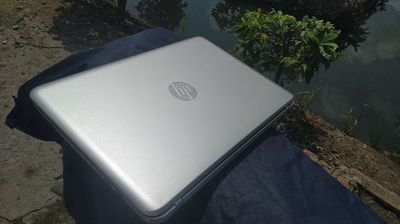 HP envy 14 i5 3230 4g ssd 120g 14in pin 2h 1.4 tr