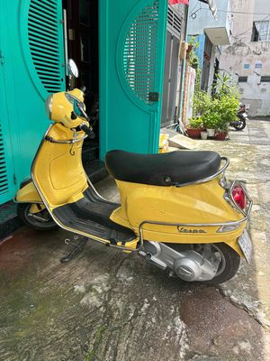 xe vespa 150cc (xe ý) chính chủ (biển tphcm). Mua bán Xe máy tại Quận Tân Phú Tp Hồ Chí Minh được đăng bởi HB Home