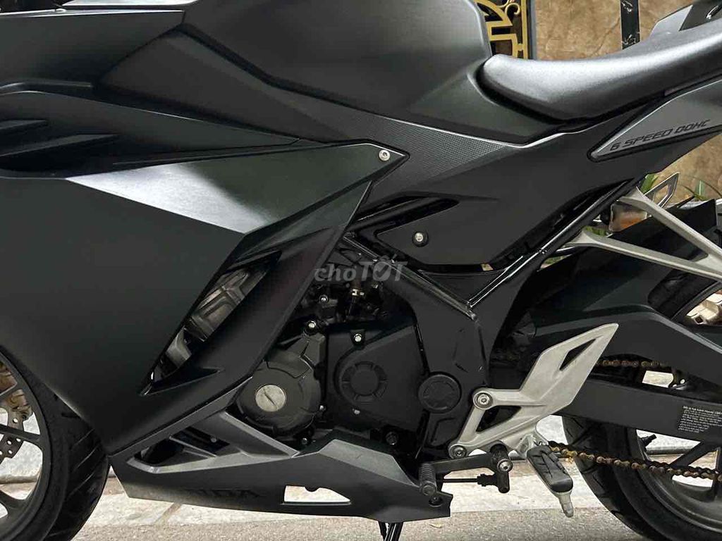 HONDA CBR150 ABS FI cuối 2023 biển số 29 pkl lướt. Mua bán Xe máy tại Quận Cầu Giấy Hà Nội được đăng bởi Tong motor xe may hình 5