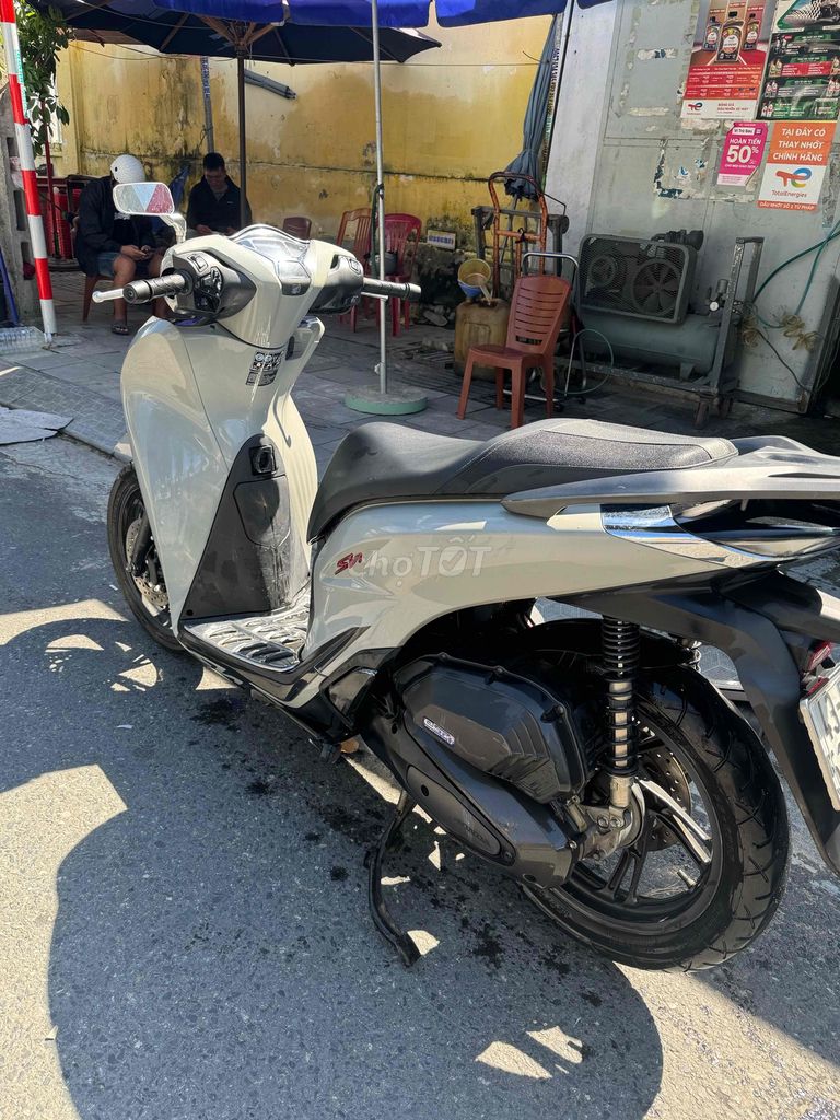 Honda SH 150 ABS Серый скутер