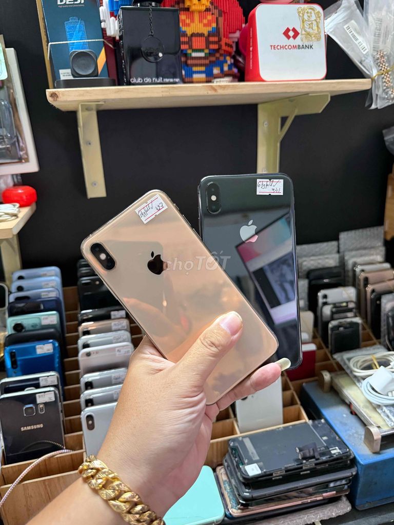 iPhone XS Max 64GB Vàng Đã sử dụng. Mua bán Điện thoại tại Quận Bình Thạnh Tp Hồ Chí Minh được đăng bởi SyTuan hình 1