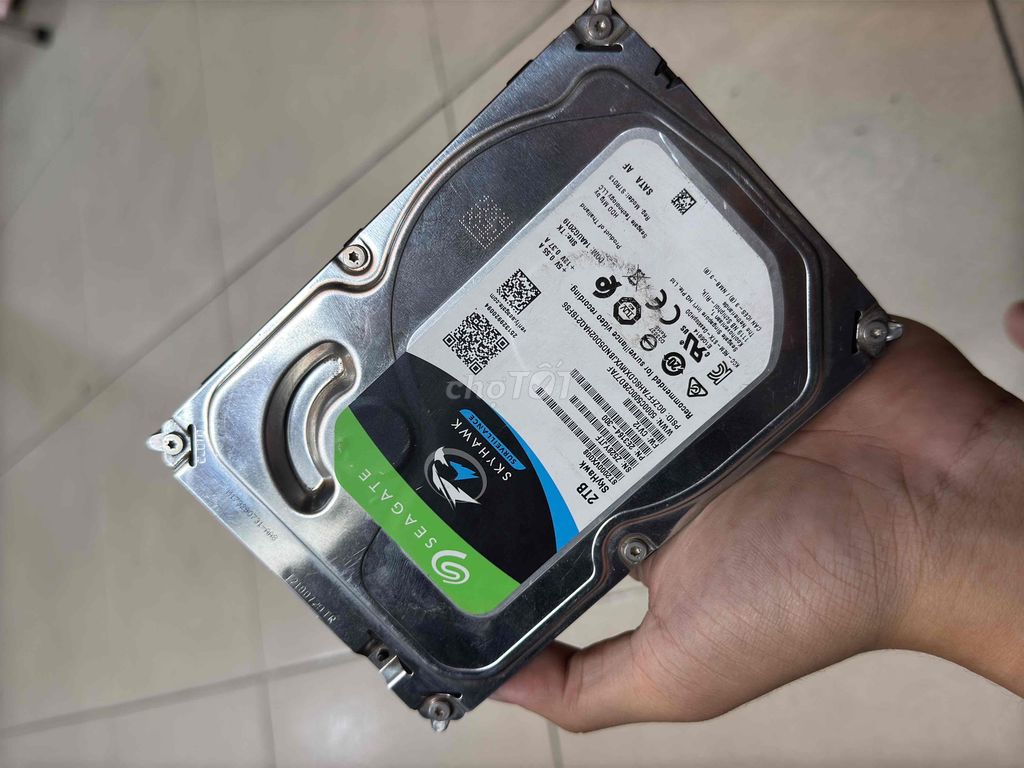 Ổ CỨNG HDD 2TB SEAGATE ĐẸP KENG CHO ANH EM TEST OK