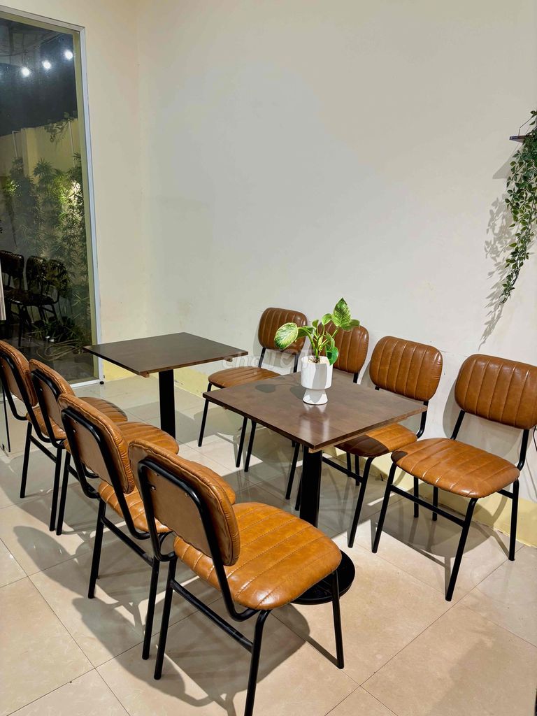 THANH LÍ BÀN GHẾ CAFE- NEW 90%. Mua bán Bàn ghế tại Thành phố Long Khánh Đồng Nai được đăng bởi VŨ MY  hình 1