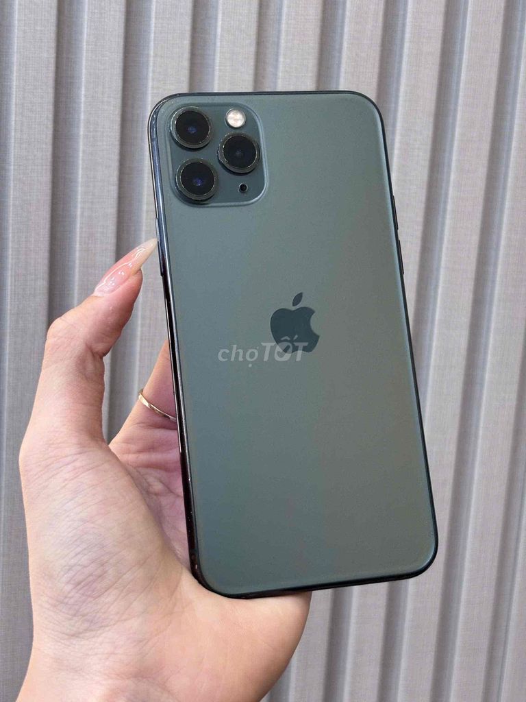 iPhone 11 Pro 256GB Qte chip A13 nhỏ gọn 2sim 9393. Mua bán Điện thoại tại Quận Ninh Kiều Cần Thơ được đăng bởi Quý Mobile Cần thơ hình 1