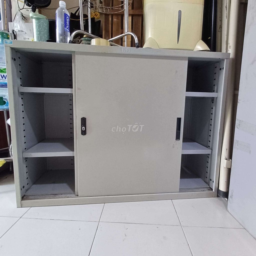 Tủ hồ sơ Sắt sơn tĩnh điện Xám. Mua bán Đồ dùng văn phòng tại Quận 12 Tp Hồ Chí Minh được đăng bởi kho hàng thanh lý GT hình 1