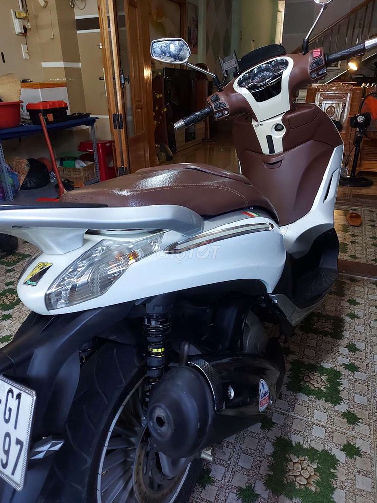 Cần tiền bán gấp em beverly 125cc nhập khẩu itali