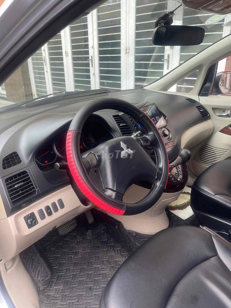Mitsubishi Grandis 2009 2.4 Mivec - 138000 km. Mua bán Ô tô tại Quận 11 Tp Hồ Chí Minh được đăng bởi Huy Lê Đình hình 11