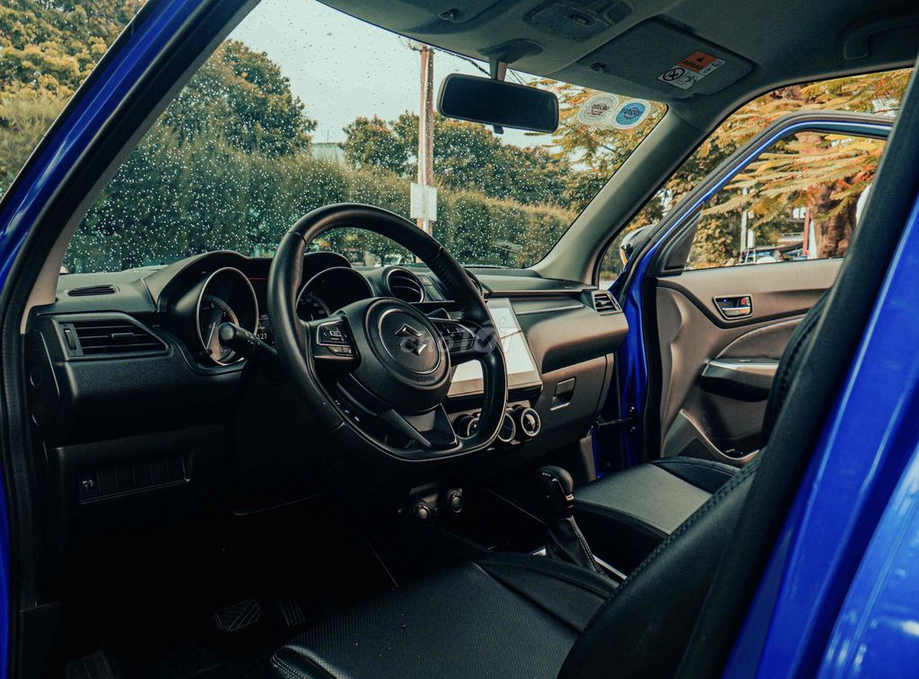 Suzuki Swift 2023 up full sport - 12900 km. Mua bán Ô tô tại Quận Tân Phú Tp Hồ Chí Minh được đăng bởi phat hình 7