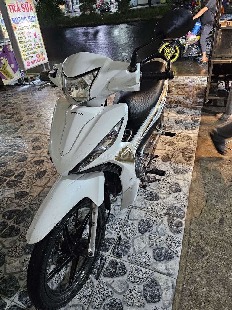 Bán xe Wave RSX 110. Mua bán Xe máy tại Huyện Bến Lức Long An được đăng bởi Khôi hình 2