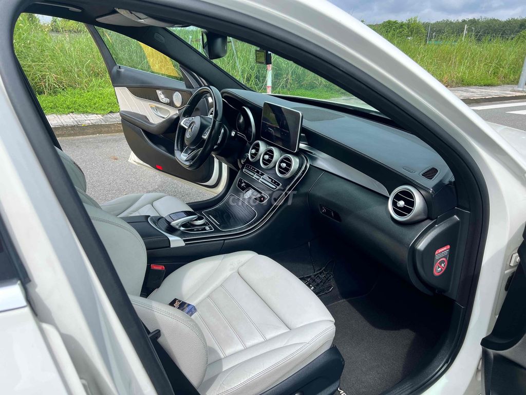 Mercedes Benz AMG 2015 - 109665 km. Mua bán Ô tô tại Thị xã Tân Uyên Bình Dương được đăng bởi Tên chưa cung cấp hình 14