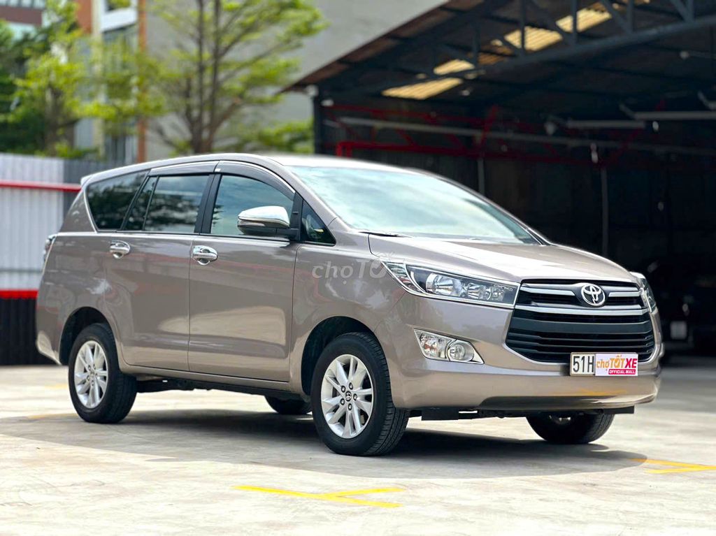 Toyota Innova 2.0E Số Sàn 2020. 71,000km Zin 1 Chủ