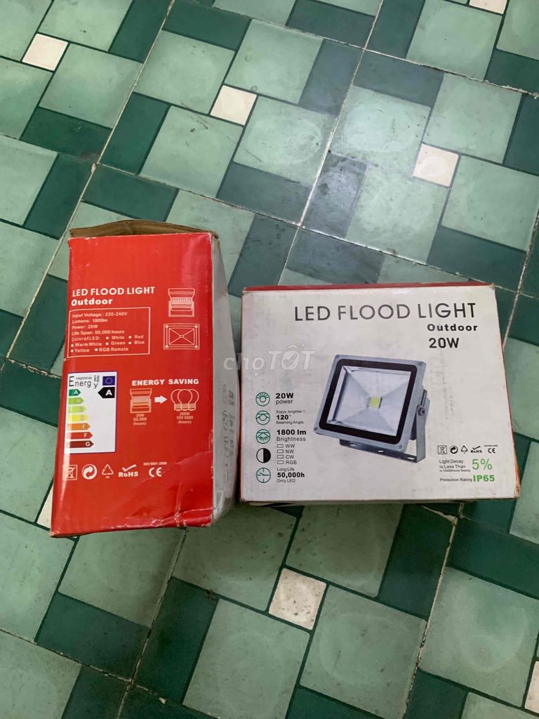 Đèn pha LED 20W. Mua bán Đèn tại Quận 8 Tp Hồ Chí Minh được đăng bởi ThanhLinh hình 1