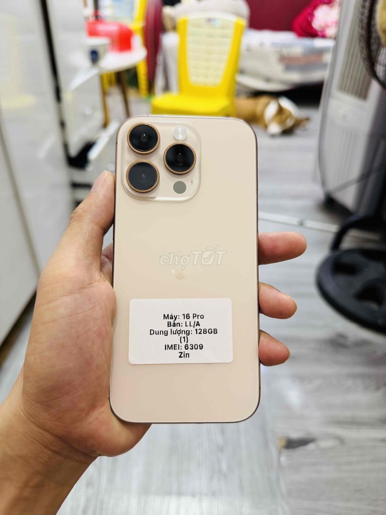 Apple iPhone 16 Pro QT full zin nguyên bản 100%. Mua bán Điện thoại tại Quận Hải Châu Đà Nẵng được đăng bởi Hoàng Táo 273 Nguyễn Hoàng Đà Nẵng hình 1