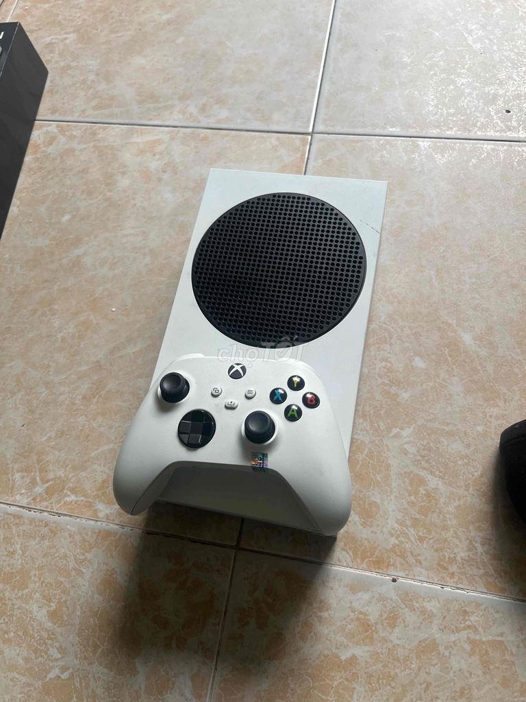 Máy chơi game Xbox Series S Trắng. Mua bán Thiết bị chơi game tại Quận 8 Tp Hồ Chí Minh được đăng bởi Huỳnh Ngọc Thái  hình 1