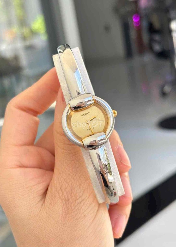 Đồng hồ Gucci 1400L Nữ. Mua bán Đồng hồ tại Huyện Cam Lâm Khánh Hòa được đăng bởi TRÂM NHÂN SHOP hình 1