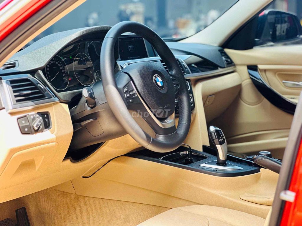 BMW 320i F30 LCI, высокий, 2018 г., камера 43000 км