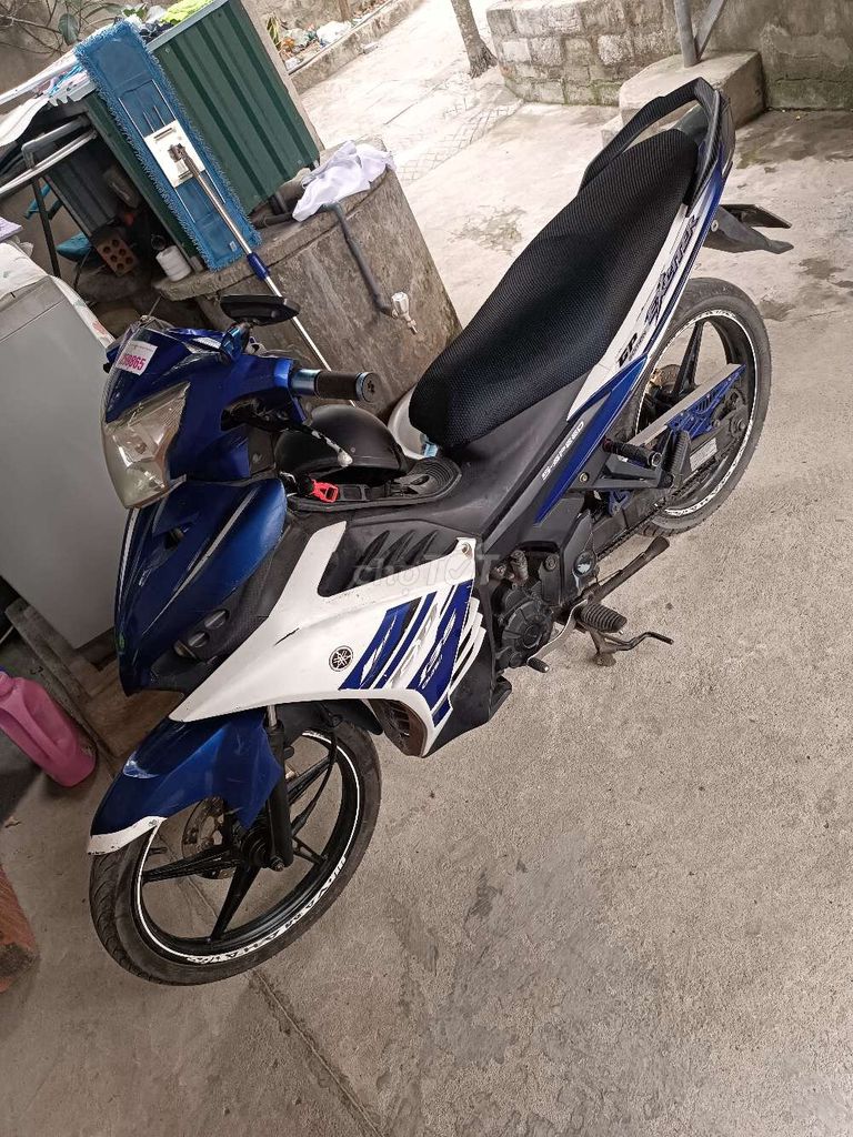 Возбудитель Yamaha 135 синий белый