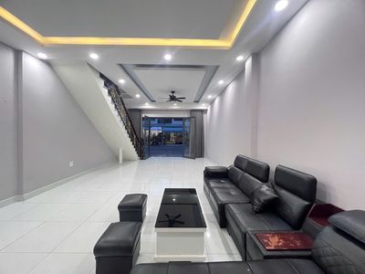 Cho thuê nhà nguyên căn 2 tầng tại KĐT Oasis, sẵn máy lạnh, giường, tủ. Cho thuê nhà ở tại Thị xã Bến Cát Bình Dương được đăng bởi Mỹ Xuyên