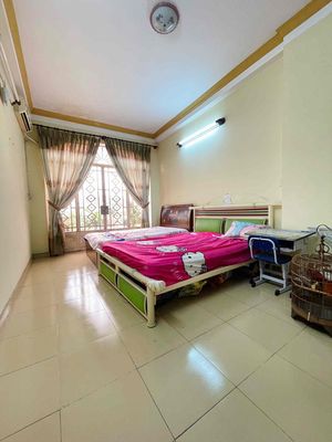 Đường xe hơi tránh - 80m2, 4 Phòng có ngủ trệt NGUYỄN VĂN QUÁ ĐHT Q12