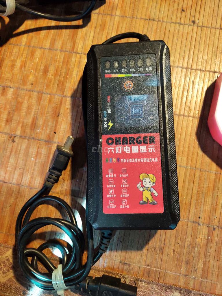 Thanh lý sạc xe máy điện 60V dùng cho xe 5 bình. Mua bán Phụ tùng xe tại Huyện Thanh Trì Hà Nội được đăng bởi ĐOÀN DỰ hình 3