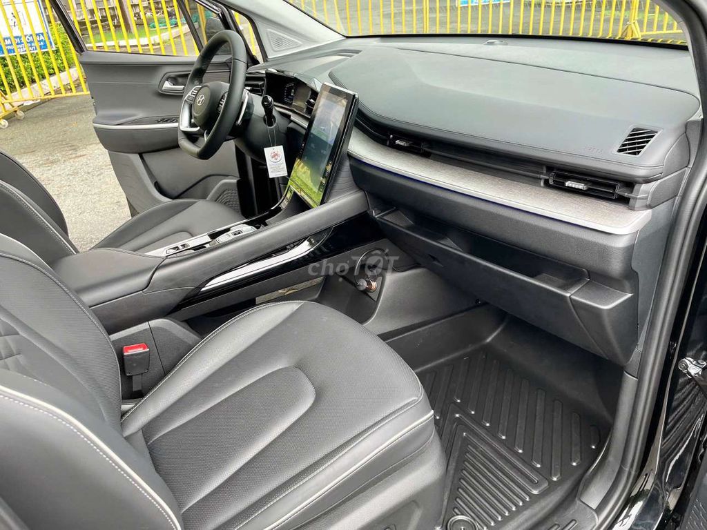 Hyundai custin 2.0AT- 10000 km. Mua bán Ô tô tại Thành phố Thủ Đức Tp Hồ Chí Minh được đăng bởi Ms Hiệp  hình 16