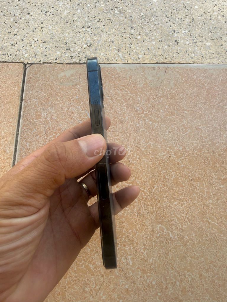 Apple iPhone 12 Pro 128GB Mỹ Đã thay pin. Mua bán Điện thoại tại Thành phố Thủ Dầu Một Bình Dương được đăng bởi Phạm Phương hình 1