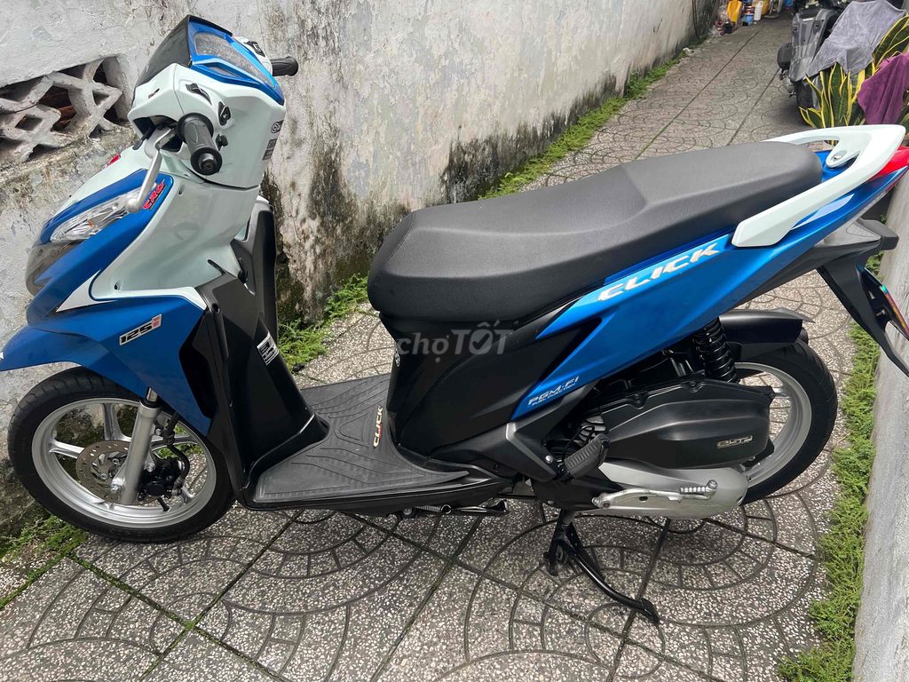 Click thái 125 bs65 đẹp keng. Mua bán Xe máy tại Quận Ninh Kiều Cần Thơ được đăng bởi Vincom HV hình 3
