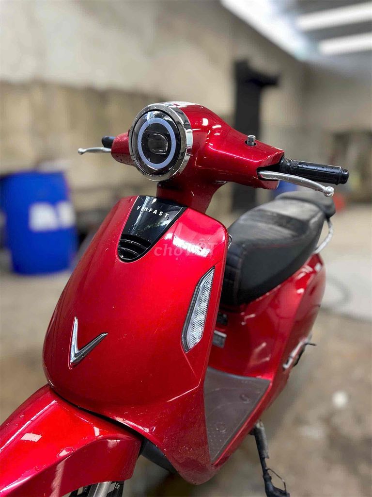 VinFast EVO 200 2025 Электро Красный 23000 км