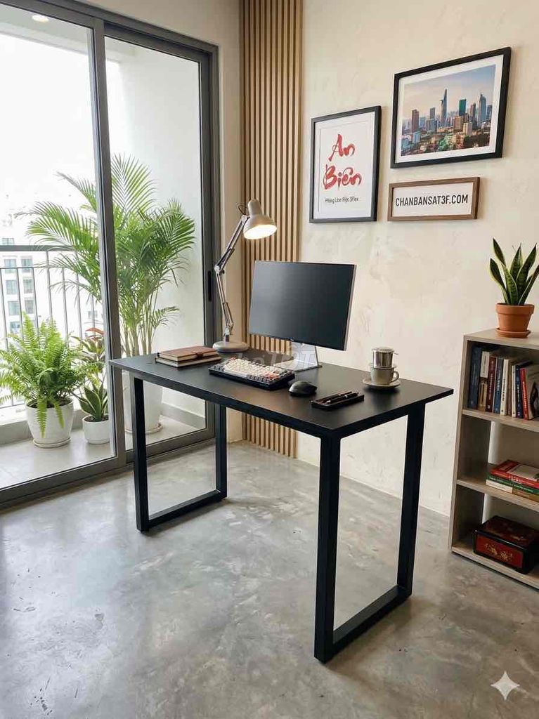 Bàn làm việc gỗ đen hiện đại. Mua bán Bàn ghế tại Thành phố Biên Hòa Đồng Nai được đăng bởi  An Biên Hòa hình 1