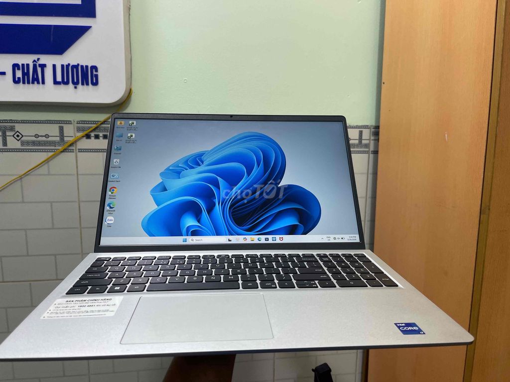 Dell 15 DC15250 i7-13th 16GB/512GB. Mua bán Laptop tại Thị xã Tân Uyên Bình Dương được đăng bởi lê âu hình 1