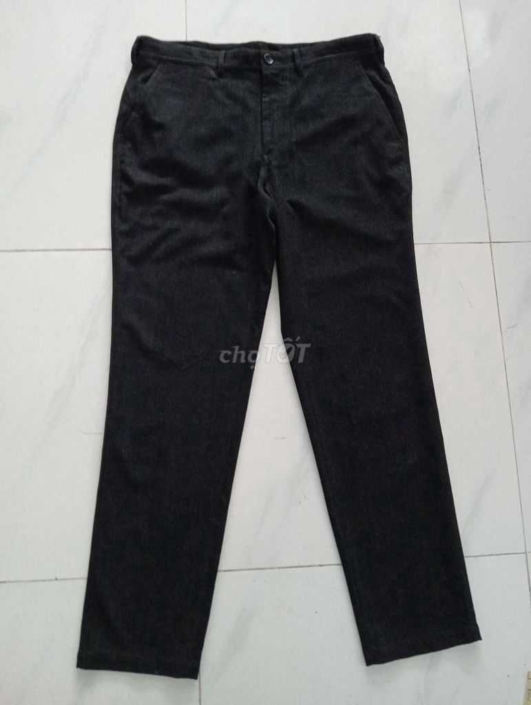 Quần tây nam GU Xám đen size 32. Mua bán Quần áo tại Huyện Củ Chi Tp Hồ Chí Minh được đăng bởi Hằng Phạm hình 1