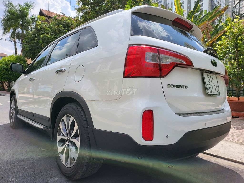 Kia Sorento đk lần đầu t8/2017 máy xăng. Mua bán Ô tô tại Quận 10 Tp Hồ Chí Minh được đăng bởi Anh Thanh hình 6