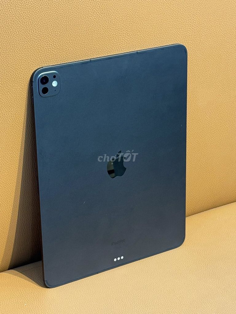 iPad Pro M4 13 inch 256GB có 5G pin 100% , Care T7. Mua bán Máy tính bảng tại Quận Tân Bình Tp Hồ Chí Minh được đăng bởi Nguyễn Chí Ái hình 1