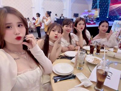 Tuyển nv văn phòng  ko tăng ca nha mấy bạn ơi