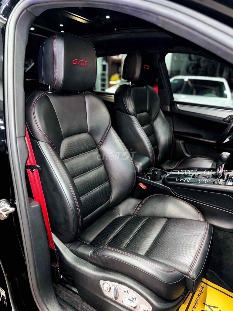 Porsche Macan GTS Model 2018 Máy 3.0 - 68000 km. Mua bán Ô tô tại Quận 7 Tp Hồ Chí Minh được đăng bởi Lê Văn Út hình 12