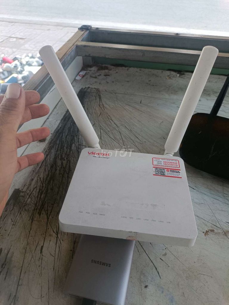 Bộ phát Wifi Viettel H646GM-V Trắng. Mua bán Phụ kiện (Màn hình, Chuột...) tại Quận Gò Vấp Tp Hồ Chí Minh được đăng bởi nguyen nguyen hình 1