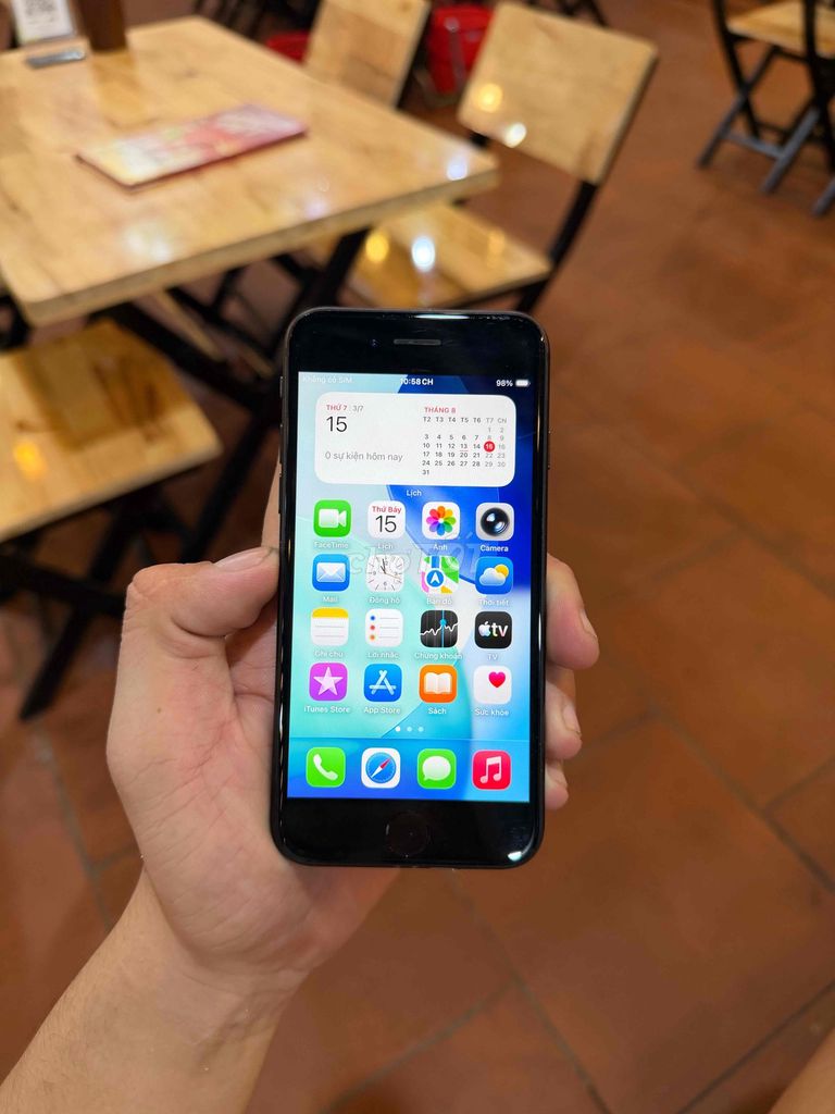 iPhone SE2 64Gb Đen Quốc Tế Full Zin All. Mua bán Điện thoại tại Quận Gò Vấp Tp Hồ Chí Minh được đăng bởi Miễn Tiếp Cò Lái hình 1