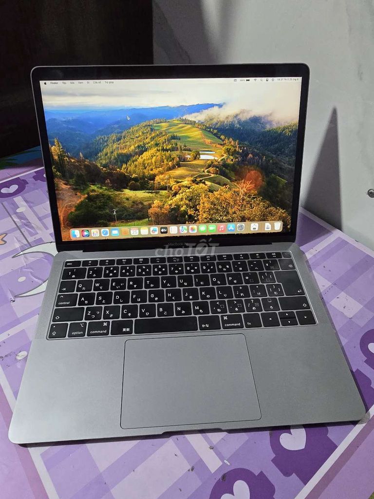 Macbook Air 2018 retina i5/13"/ 8G/128G/zin đẹp. Mua bán Laptop tại Quận 12 Tp Hồ Chí Minh được đăng bởi Cầm Đồ Thanh Lý hình 1