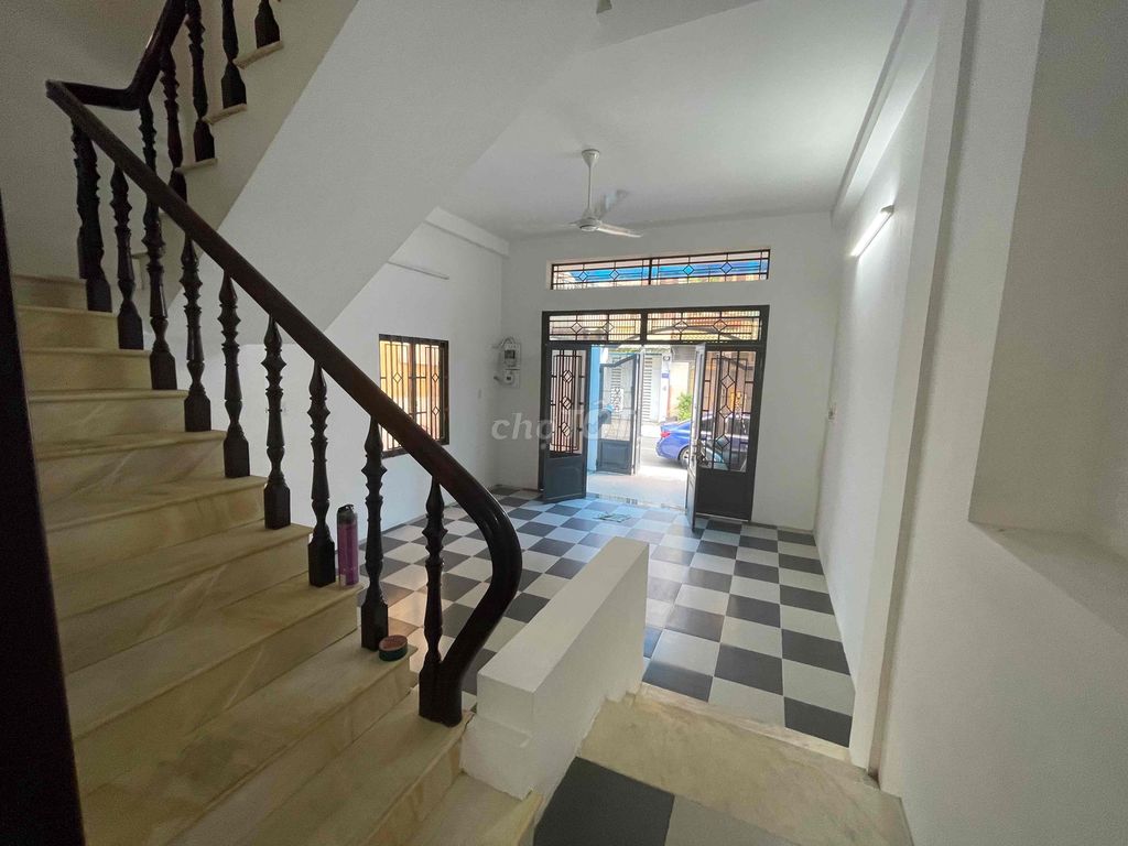 BÁN NHÀ MẶT TIỀN đừơng Đồng Nai , Q Tân Bình , Tp HCM