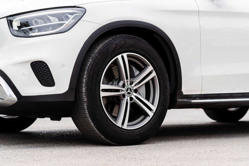 Mercedes-benz GLC200 Sản xuất 2020. Mua bán Ô tô tại Quận Cầu Giấy Hà Nội được đăng bởi Quân Q Auto hình 14